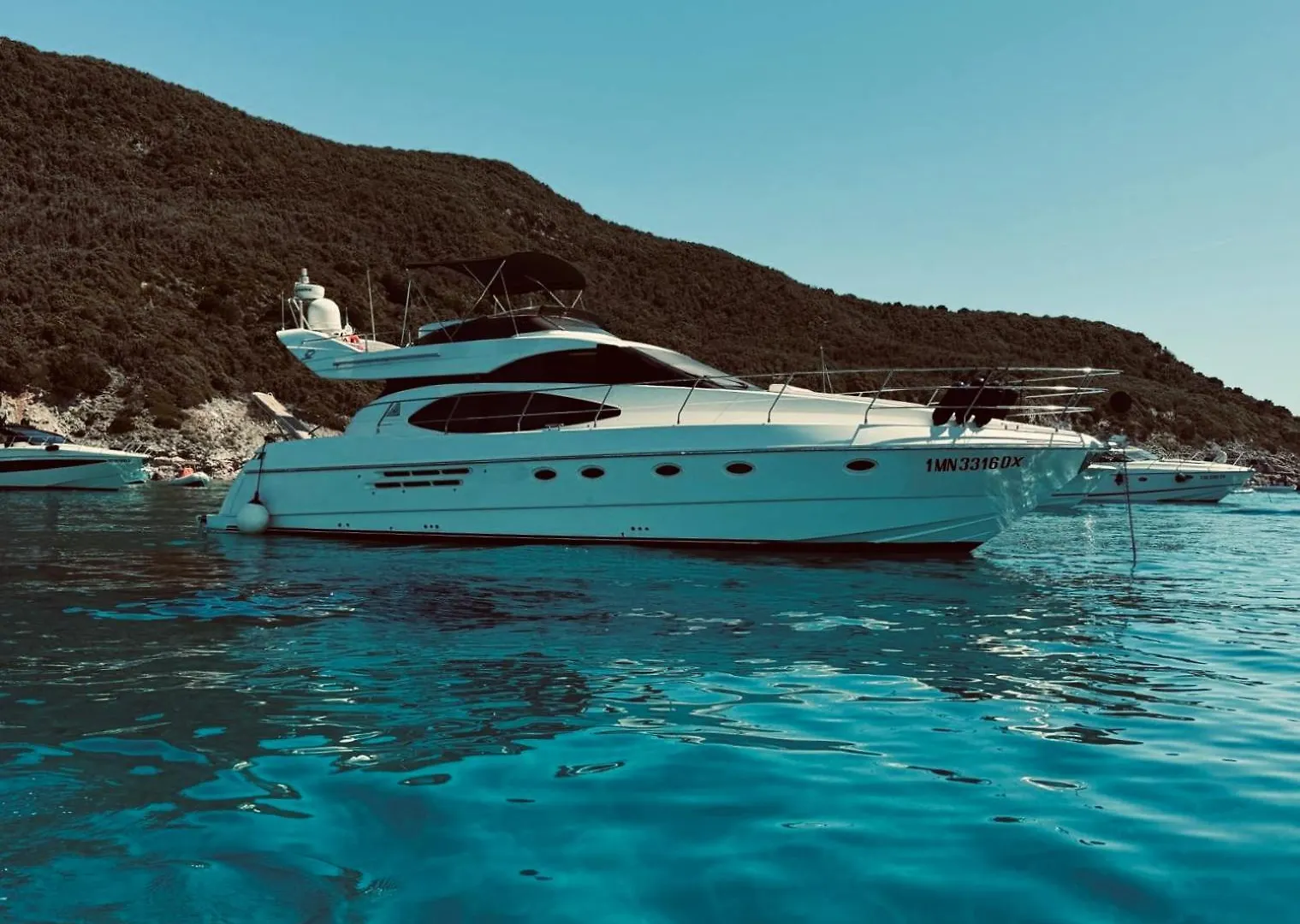 Hotel Lupin Yacht Porto Santo Stefano  Hotel na wodzie Porto Santo Stefano (Grosseto)